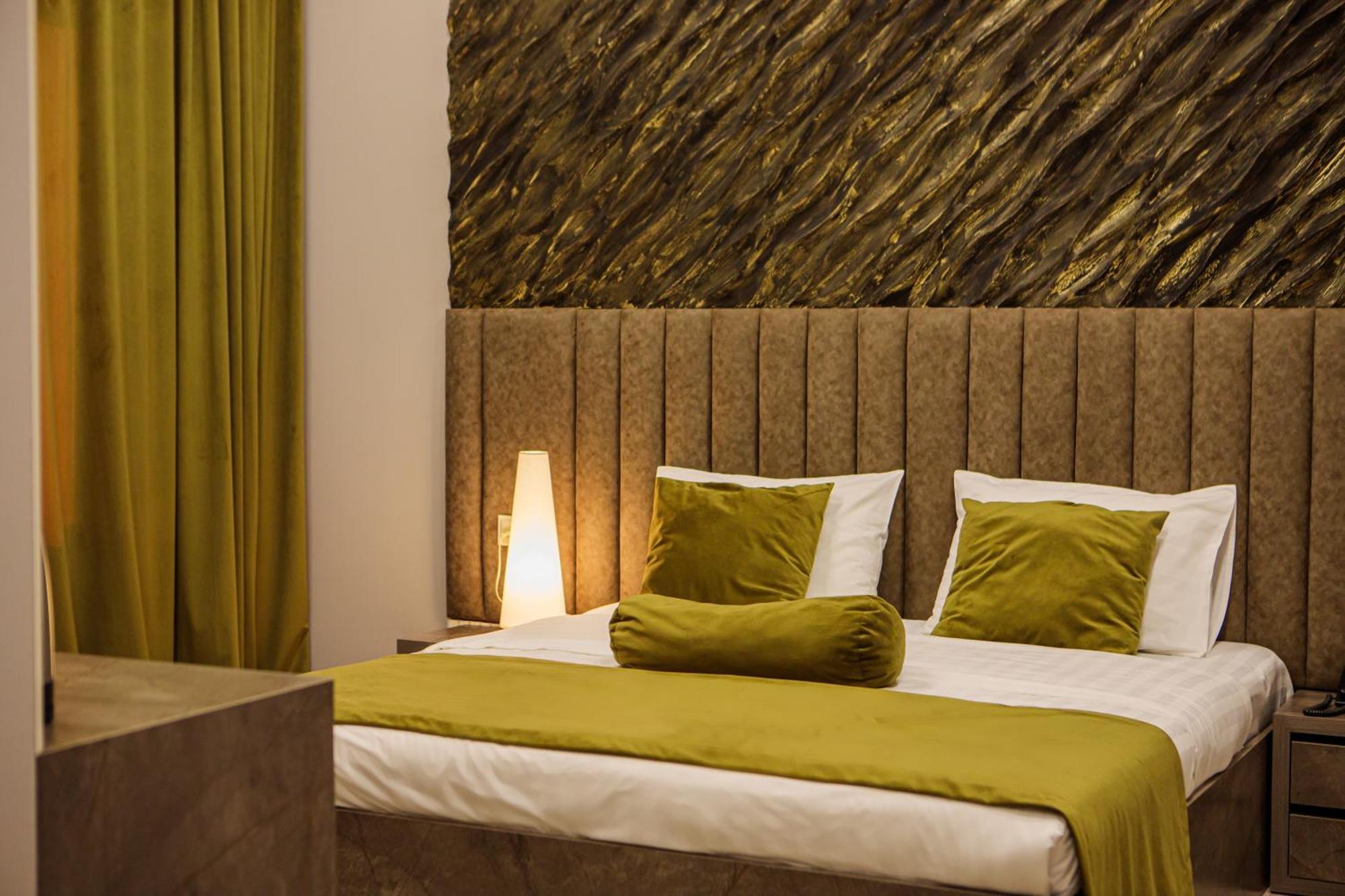 Hotel Port Plaza Evn P'arak'ar Exterior foto